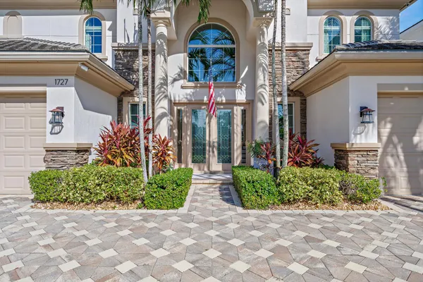$2,995,000 | 1727 W. Hemingway Drive, Juno Beach, FL 33408