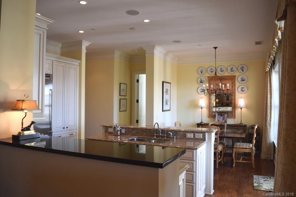 2823 Providence Road, Unit 251 Charlotte, NC 28211 - Photo 15 of 35 Gallery Image 15