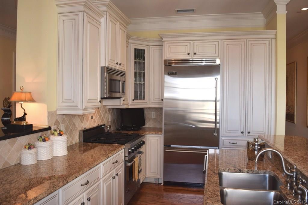 2823 Providence Road, Unit 251 Charlotte, NC 28211 - Photo 16 of 35 Gallery Image 16