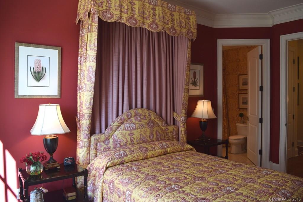 2823 Providence Road, Unit 251 Charlotte, NC 28211 - Photo 29 of 35 Gallery Image 29