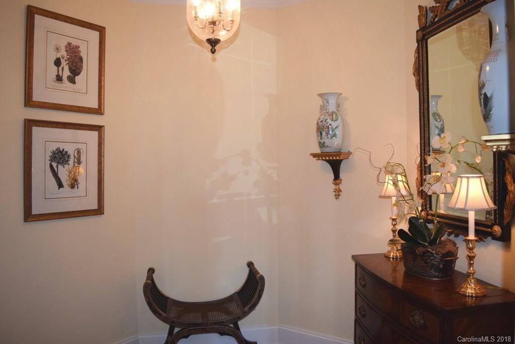 2823 Providence Road, Unit 251 Charlotte, NC 28211 - Photo 8 of 35 Gallery Image 8