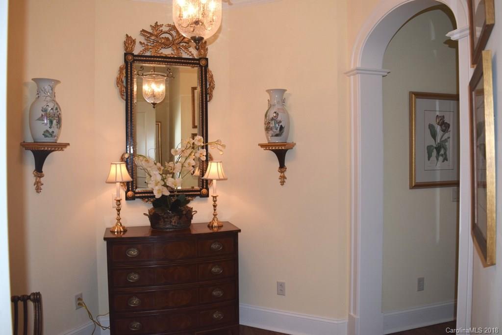 2823 Providence Road, Unit 251 Charlotte, NC 28211 - Photo 9 of 35 Gallery Image 9
