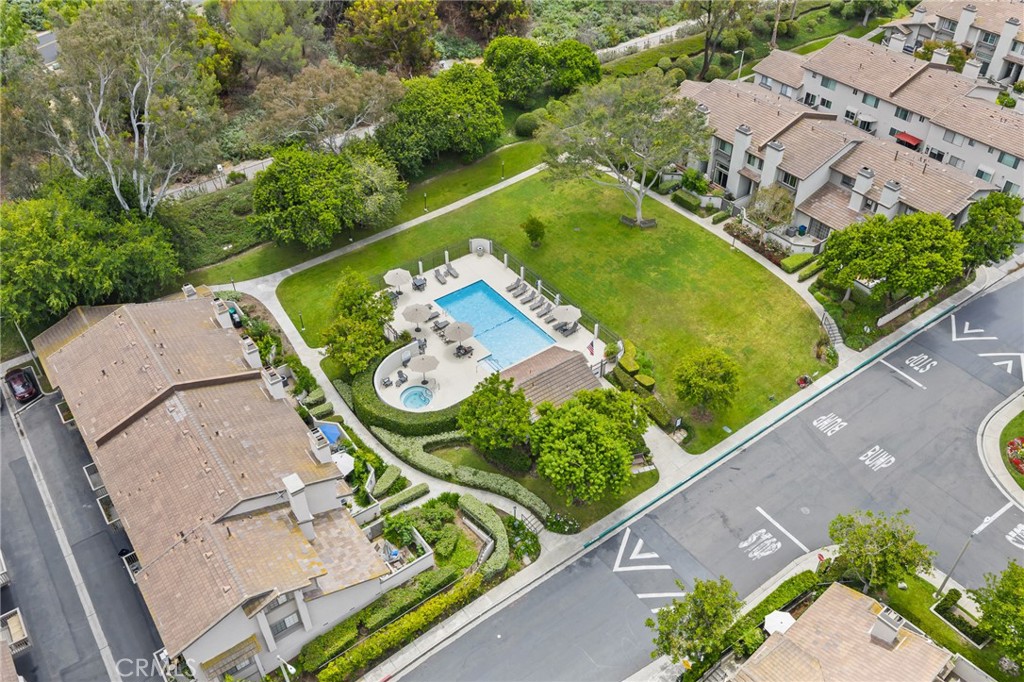 3 Moon Shadow, Unit 2 Irvine, CA 92603 - Photo 38 of 40