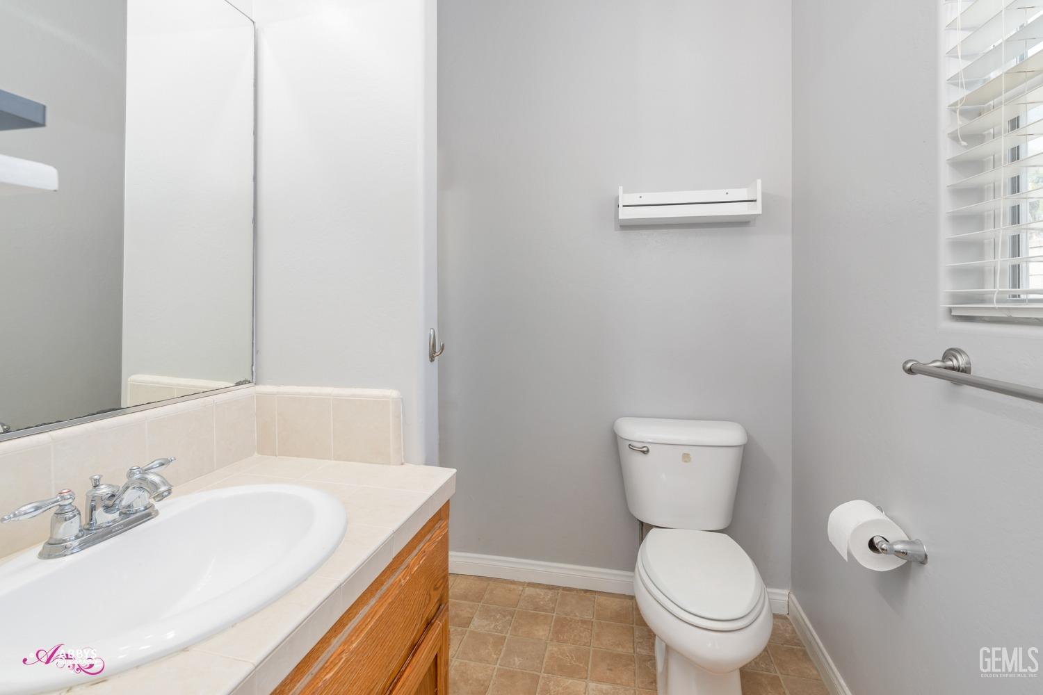 Undisclosed Address Bakersfield, CA 93312 - Photo 22 of 53 Private bath off of downstairs bedroom