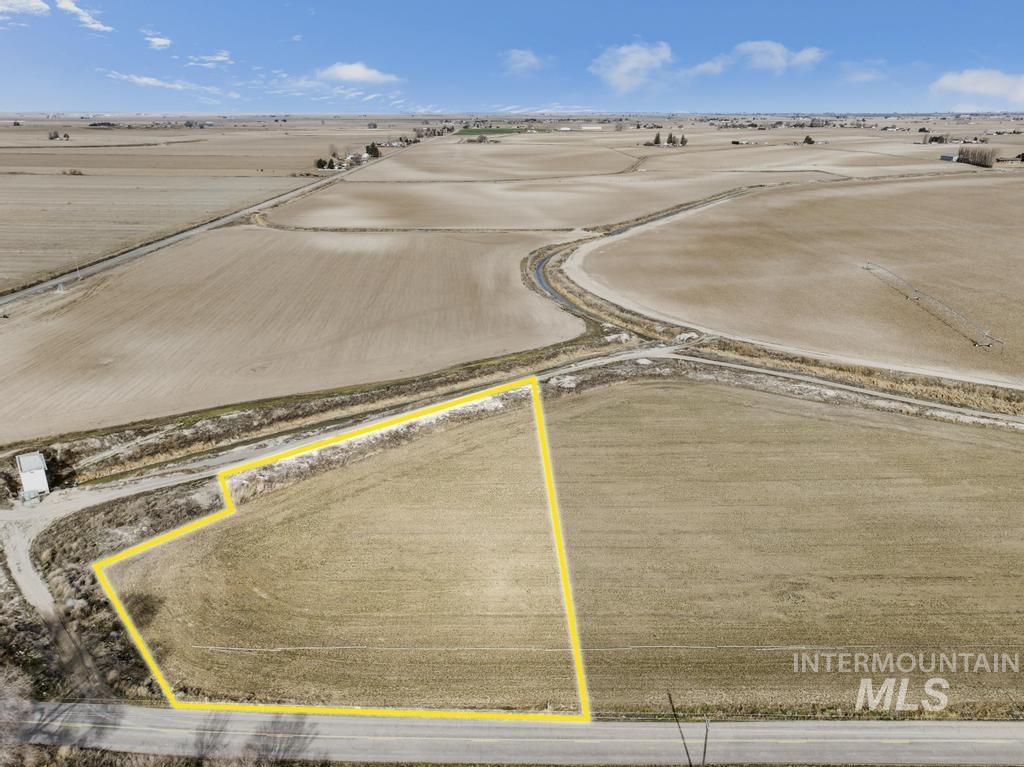 1 300 South Road Paul, ID 83347 - Photo 1 of 11 Overview of rural landscape