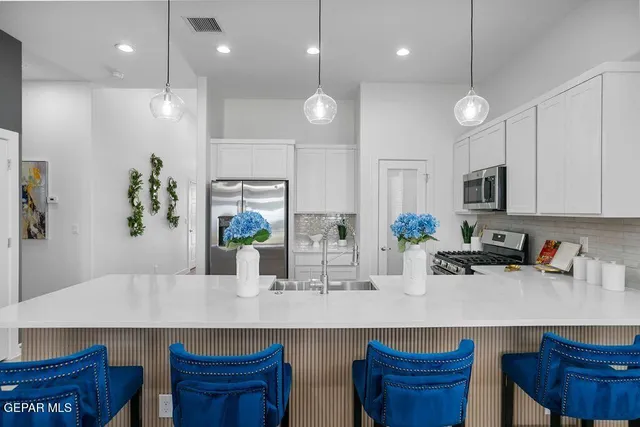 $385,000 | 1119 Bronze Hill Avenue, Sunland Park, NM 88008