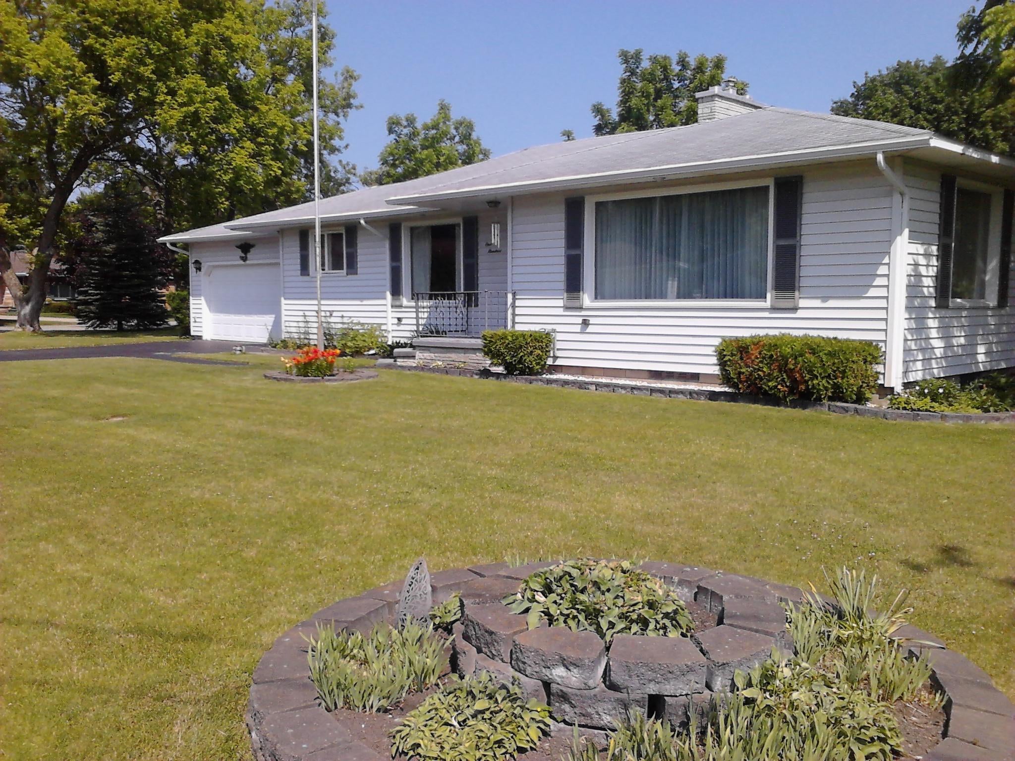 100 Kelly Road Alpena, MI 49707 - Photo 1 of 12 Gallery Image 1