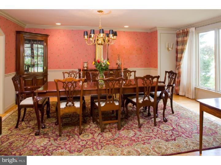 240 Ravenscliff Road Wayne, PA 19087 - Photo 6 of 13