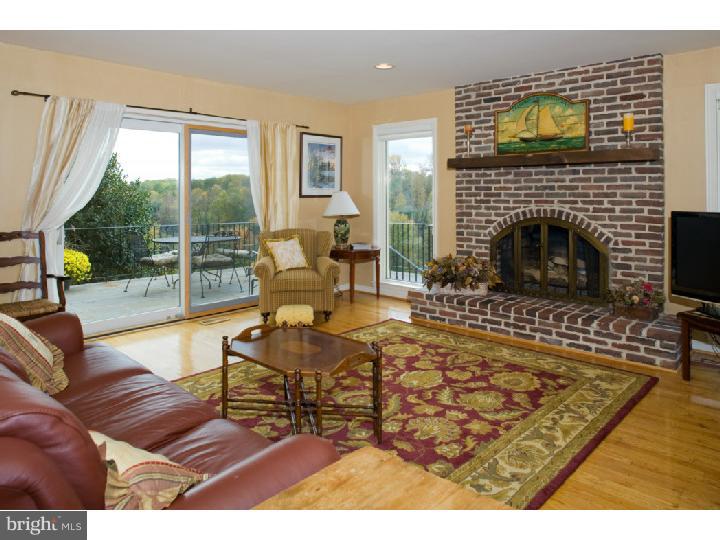 240 Ravenscliff Road Wayne, PA 19087 - Photo 7 of 13