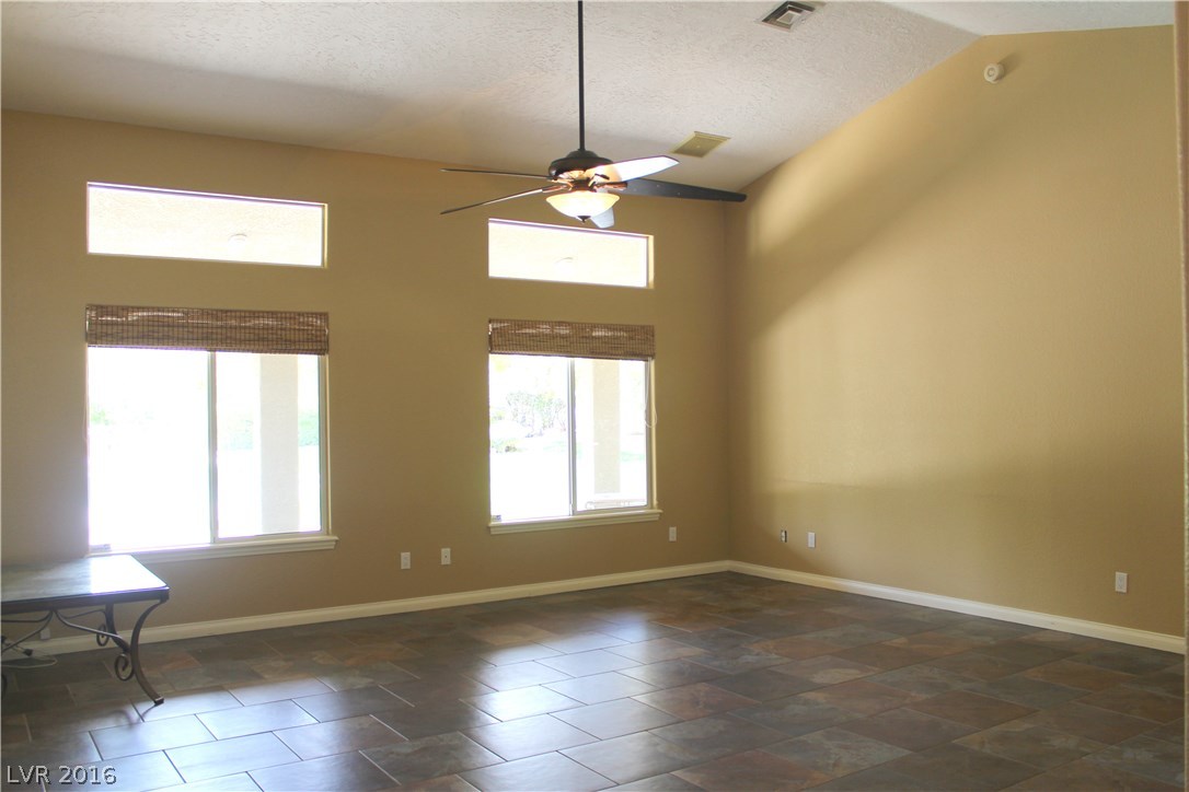 6045 North Riley Street Las Vegas, NV 89149 - Photo 6 of 35