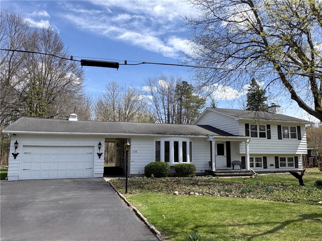 114 Norris Drive Waterloo, NY 13165 - Photo 1 of 36