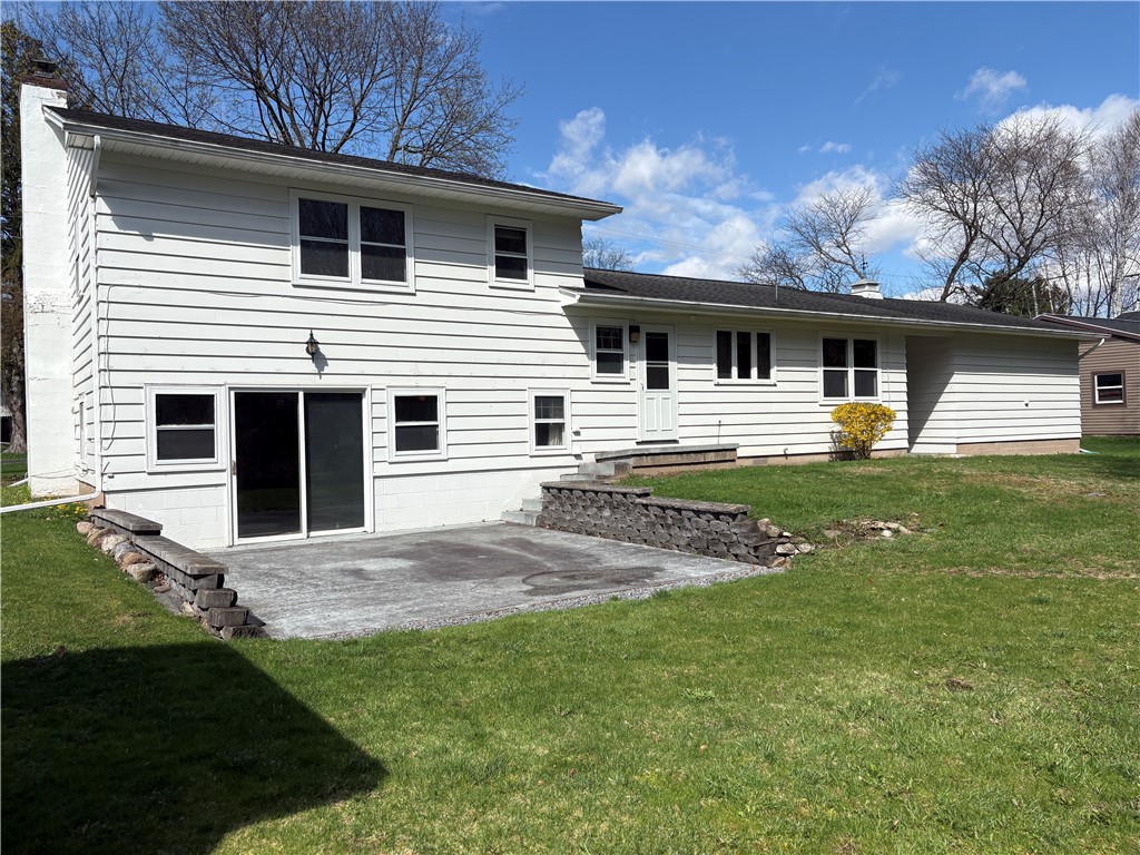 114 Norris Drive Waterloo, NY 13165 - Photo 3 of 36