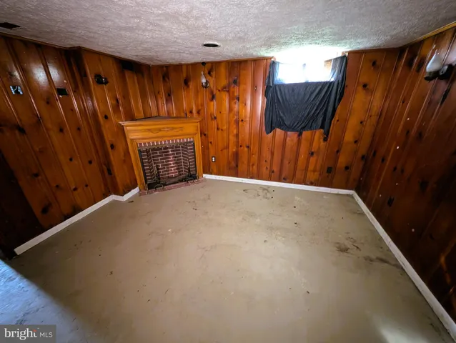 $179,900 | 1935 Stanhope Road, Dundalk, MD 21222