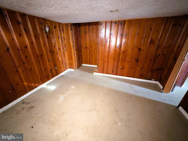 $179,900 | 1935 Stanhope Road, Dundalk, MD 21222