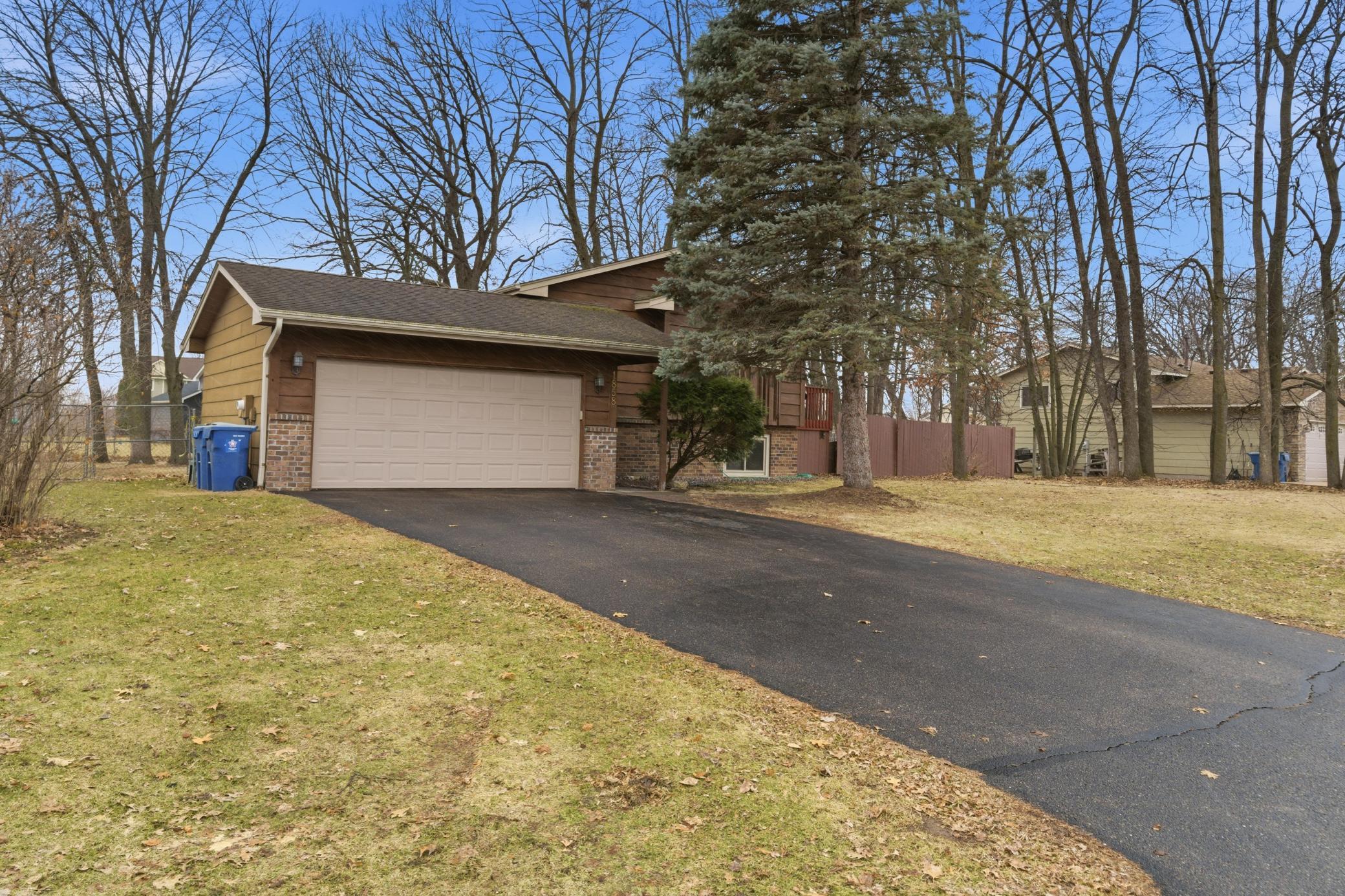 1858 Center Street Hugo, MN 55038 - Photo 5 of 49