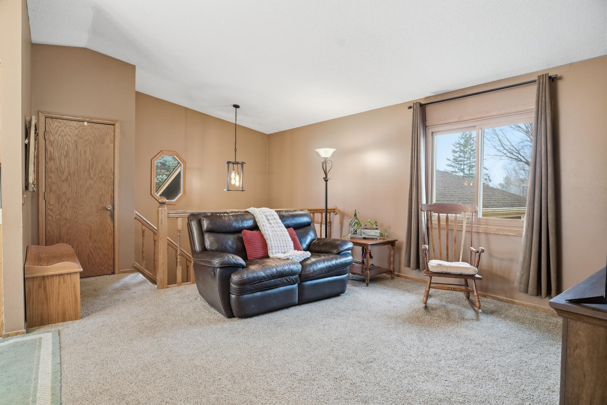1858 Center Street Hugo, MN 55038 - Photo 9 of 49