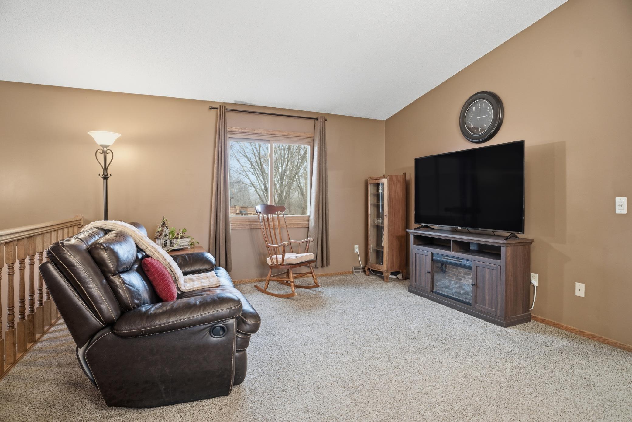 1858 Center Street Hugo, MN 55038 - Photo 10 of 49