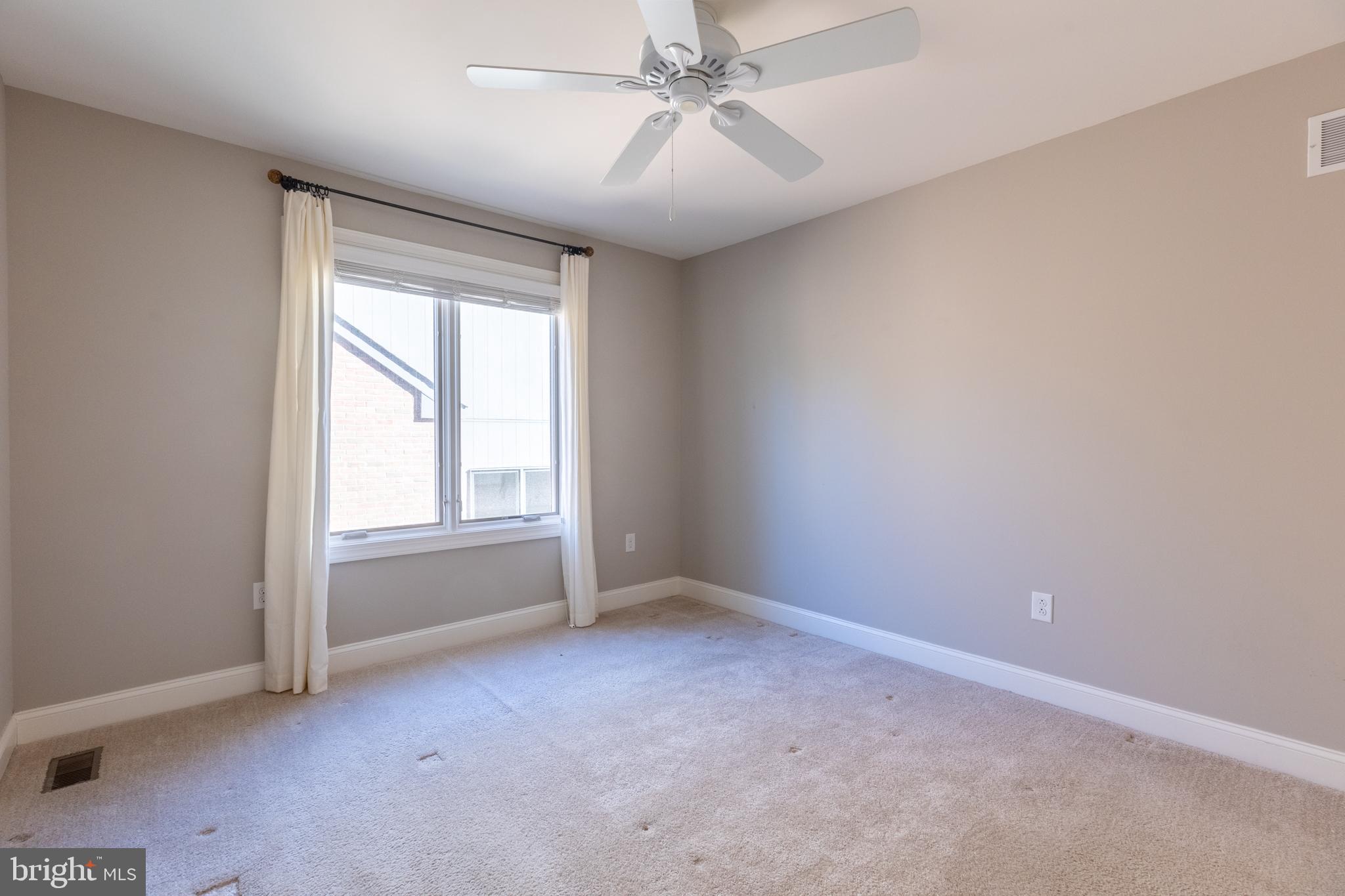 13 Downs Drive Wilmington, DE 19807 - Photo 30 of 43