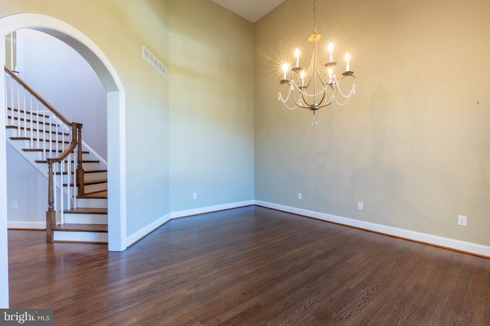 13 Downs Drive Wilmington, DE 19807 - Photo 4 of 43