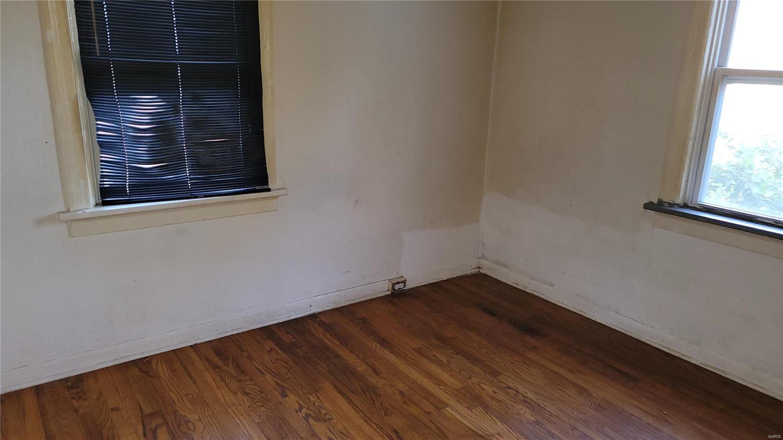 229 Ruggles Road St. Louis, MO 63135 - Photo 8 of 11 Gallery Image 8