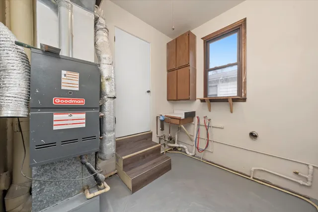 $298,000 | 1317 Waverly Place, Joliet, IL 60435