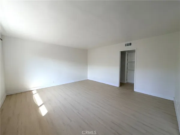 $2,350 | 11523 Menlo Avenue, Unit D, Hawthorne, CA 90250