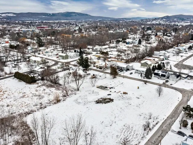 $379,000 | 189 Pearl Street, Unit 103, St. Albans, VT 05478