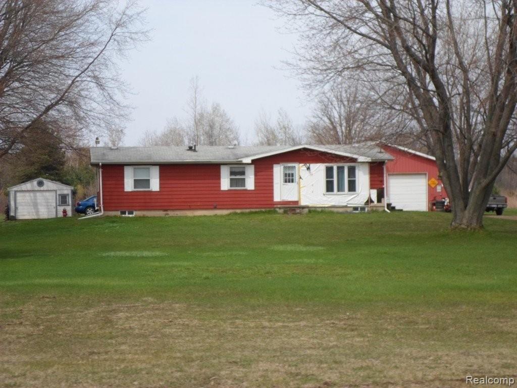 5912 Millington Road Millington, MI 48746 - Photo 1 of 24 SAM_7946.JPG