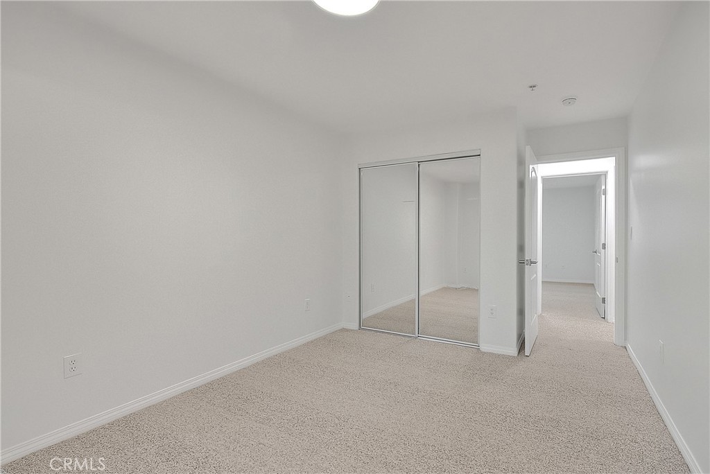 3105 Walton Avenue Los Angeles, CA 90007 - Photo 21 of 38 a view of an empty room