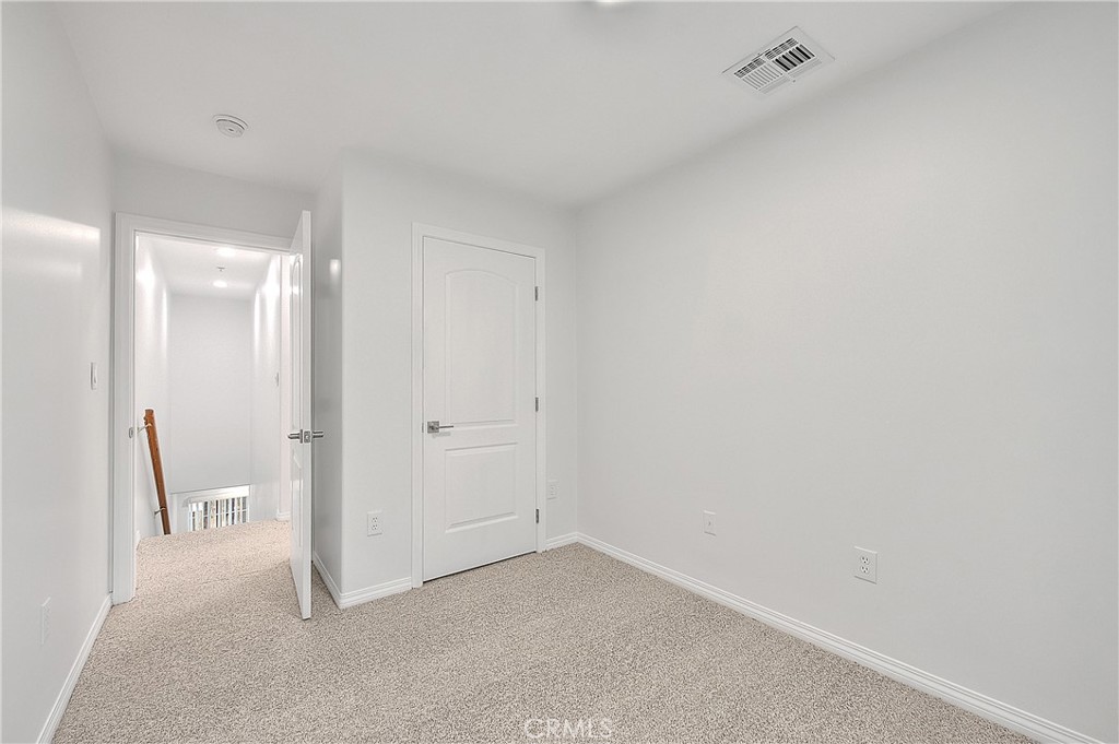 3105 Walton Avenue Los Angeles, CA 90007 - Photo 29 of 38 a view of an empty room