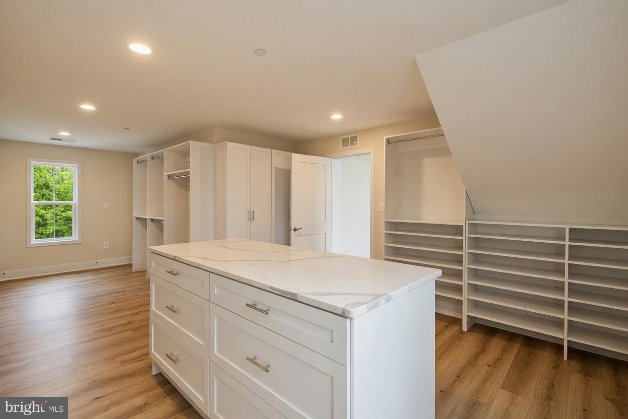 624 Old County Road Severna Park, MD 21146 - Photo 15 of 15 Custom closets - example of quality