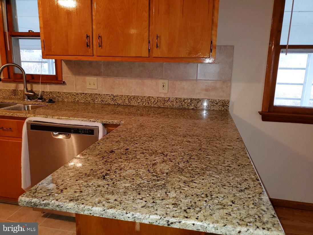 46 Church Street Penns Grove, NJ 08069 - Photo 10 of 32 Gallery Image 10