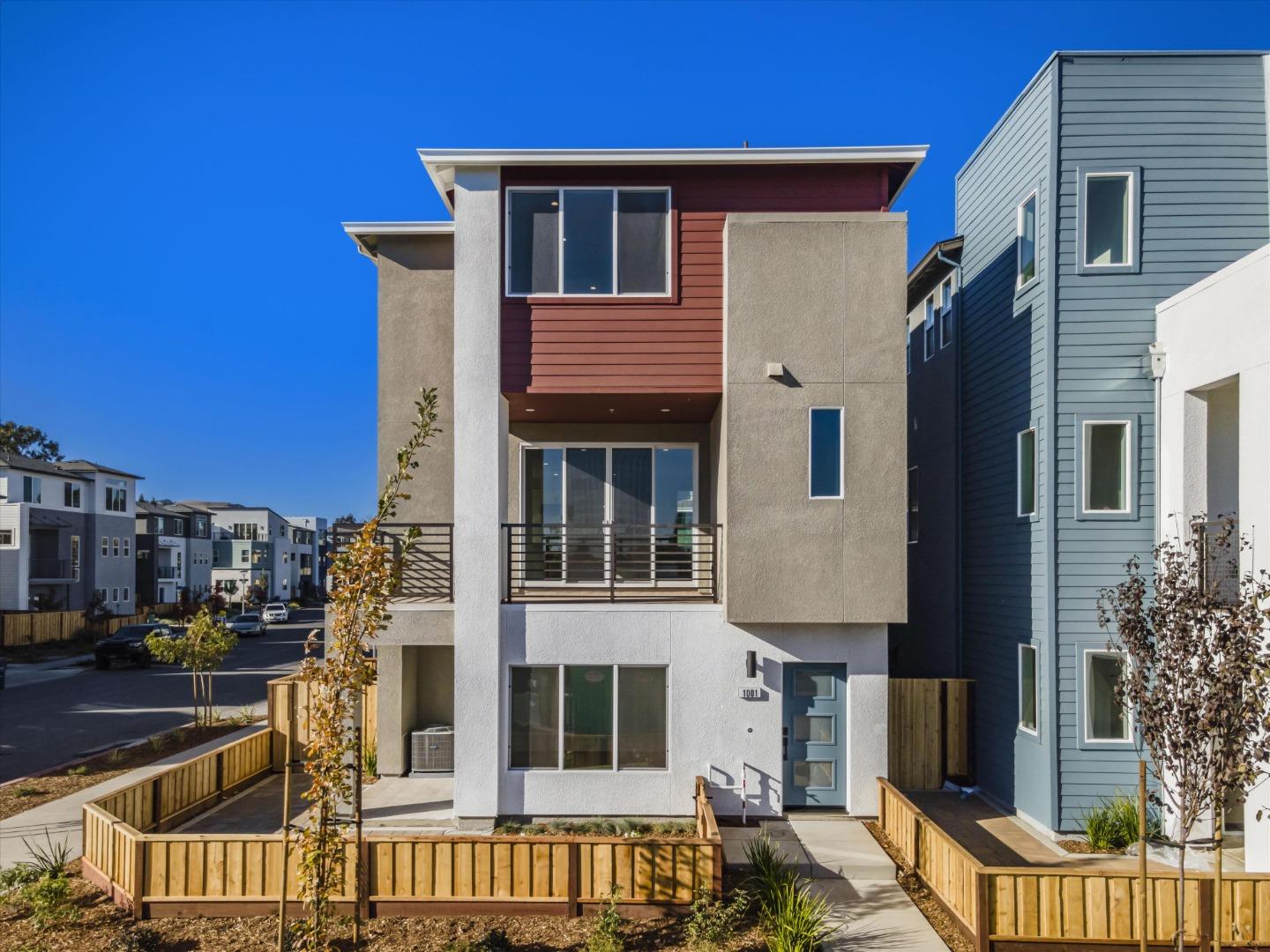 7021 Sunglow Terrace San Ramon, CA 94583 - Photo 1 of 16 a front view of a house with large windows