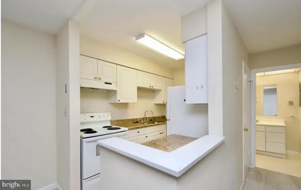 $1,750 | 5911 G Prince James Drive, Unit 27, Springfield, VA 22152