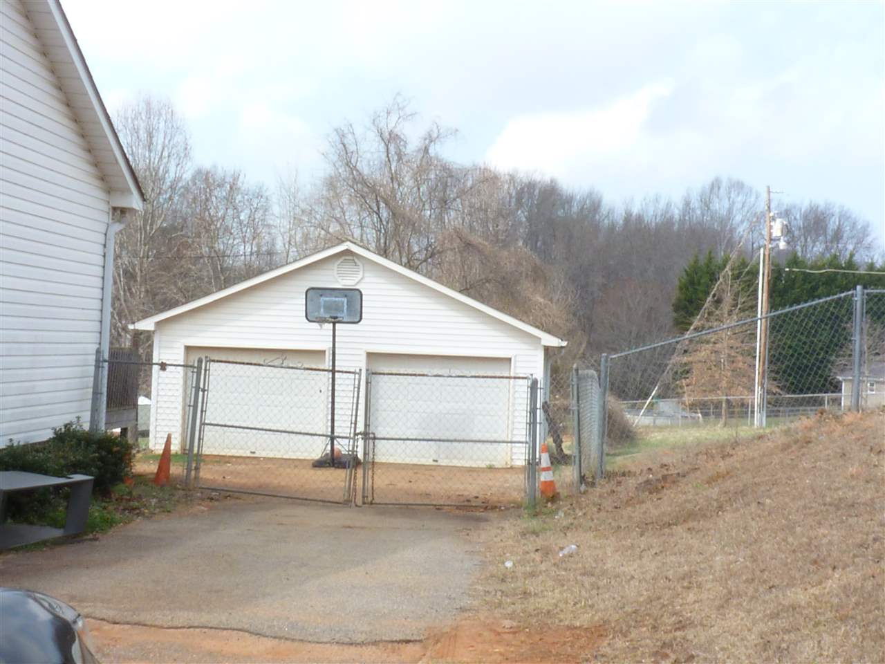 2443 Old Furnace Road Boiling Springs, SC 29316 - Photo 3 of 18