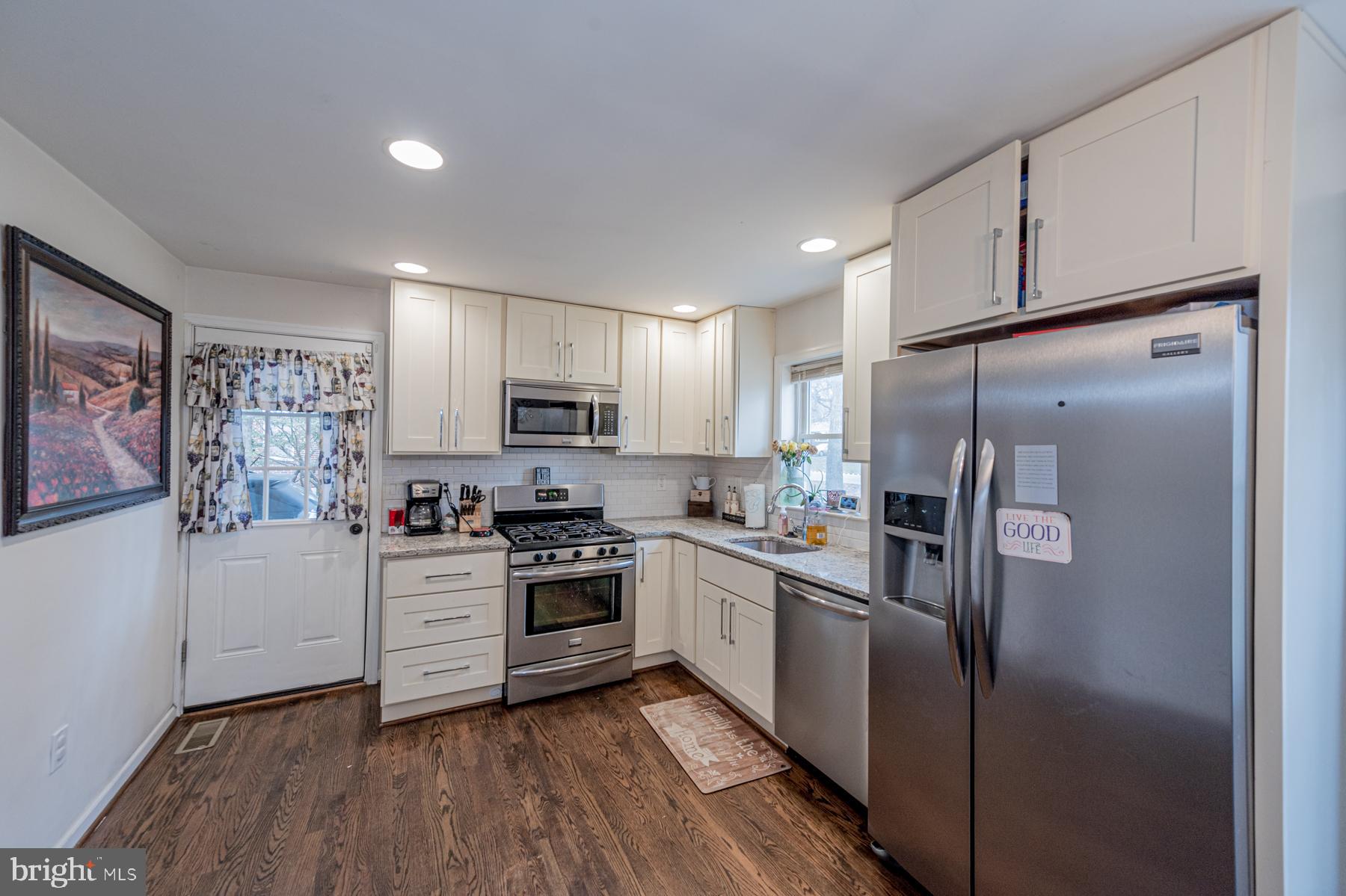 3 Cedarhill Road Randallstown, MD 21133 - Photo 10 of 37 Granite Countertops and SS Appliances