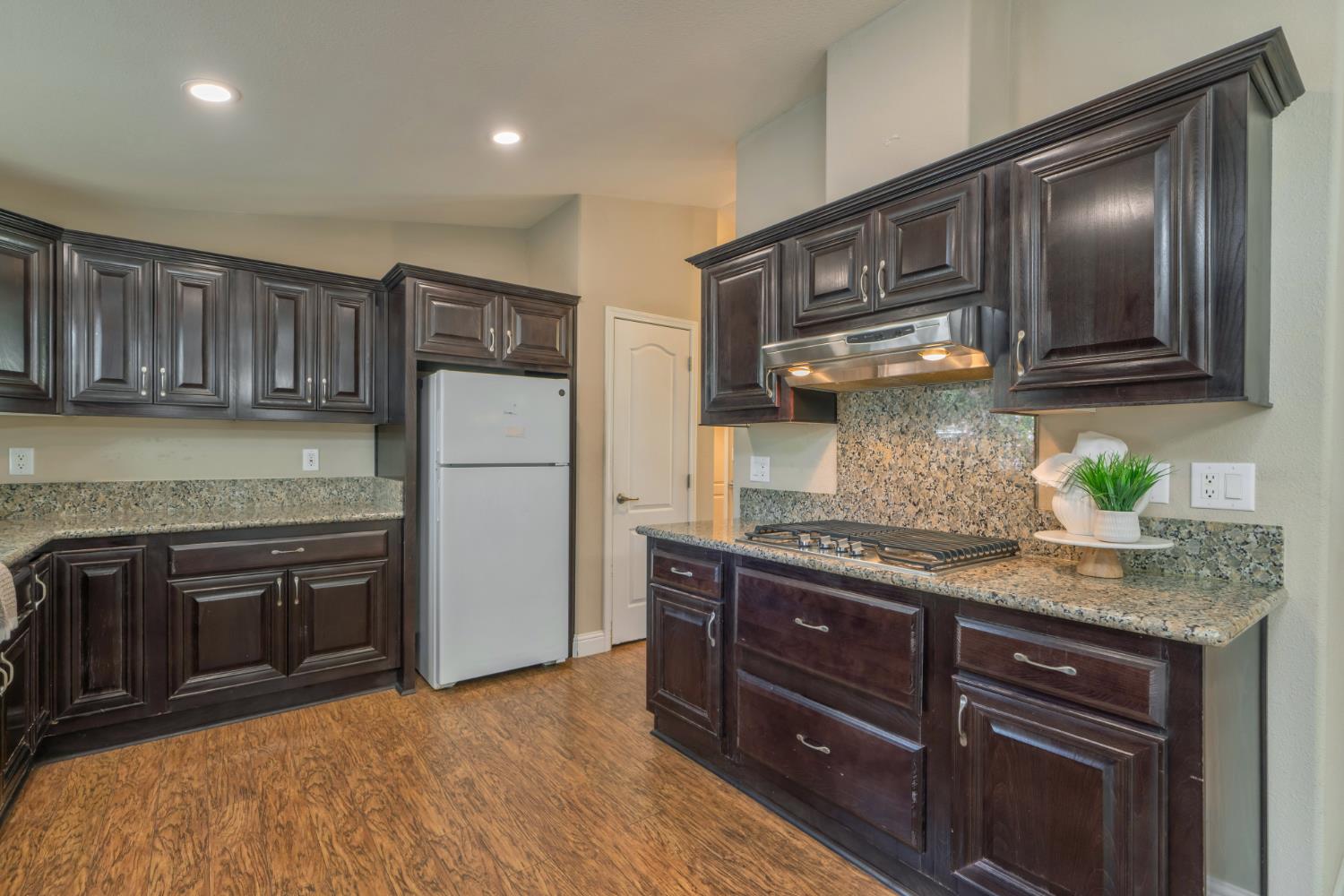 4420 Pleasant Valley Road, Unit 158 Diamond Springs, CA 95619 - Photo 12 of 40