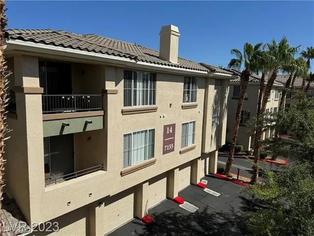 $1,400 | 7155 South Durango Drive, Unit 304, Las Vegas, NV 89113