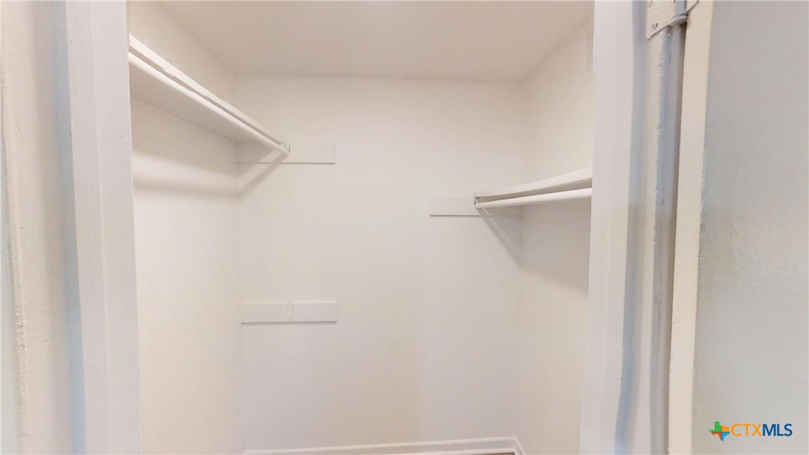 4118 Ermine Trail Temple, TX 76504 - Photo 15 of 31 a view of walk in closet