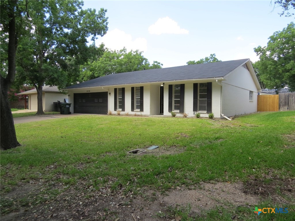 4118 Ermine Trail Temple, TX 76504 - Photo 2 of 31 a front view of house with yard and green space