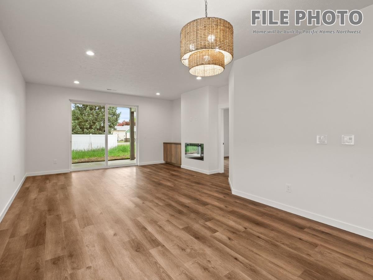 2107 North Sipple Road Spokane Valley, WA 99212 - Photo 3 of 21