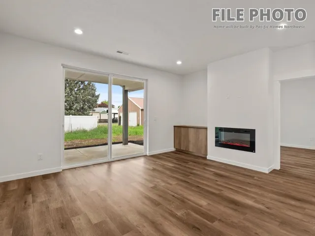 $435,900 | 2107 North Sipple Road, Spokane Valley, WA 99212