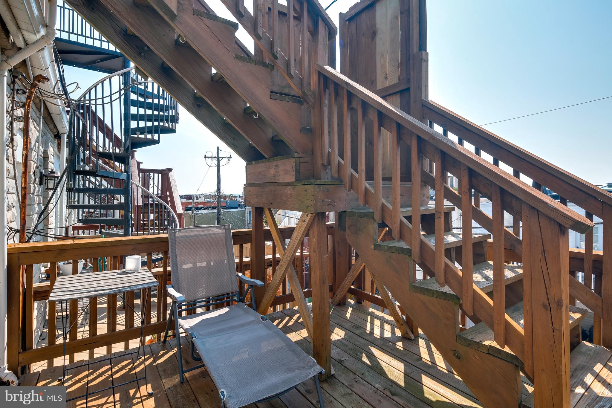 728 South Curley Street Baltimore, MD 21224 - Photo 26 of 29 Multi-Tiered Deck