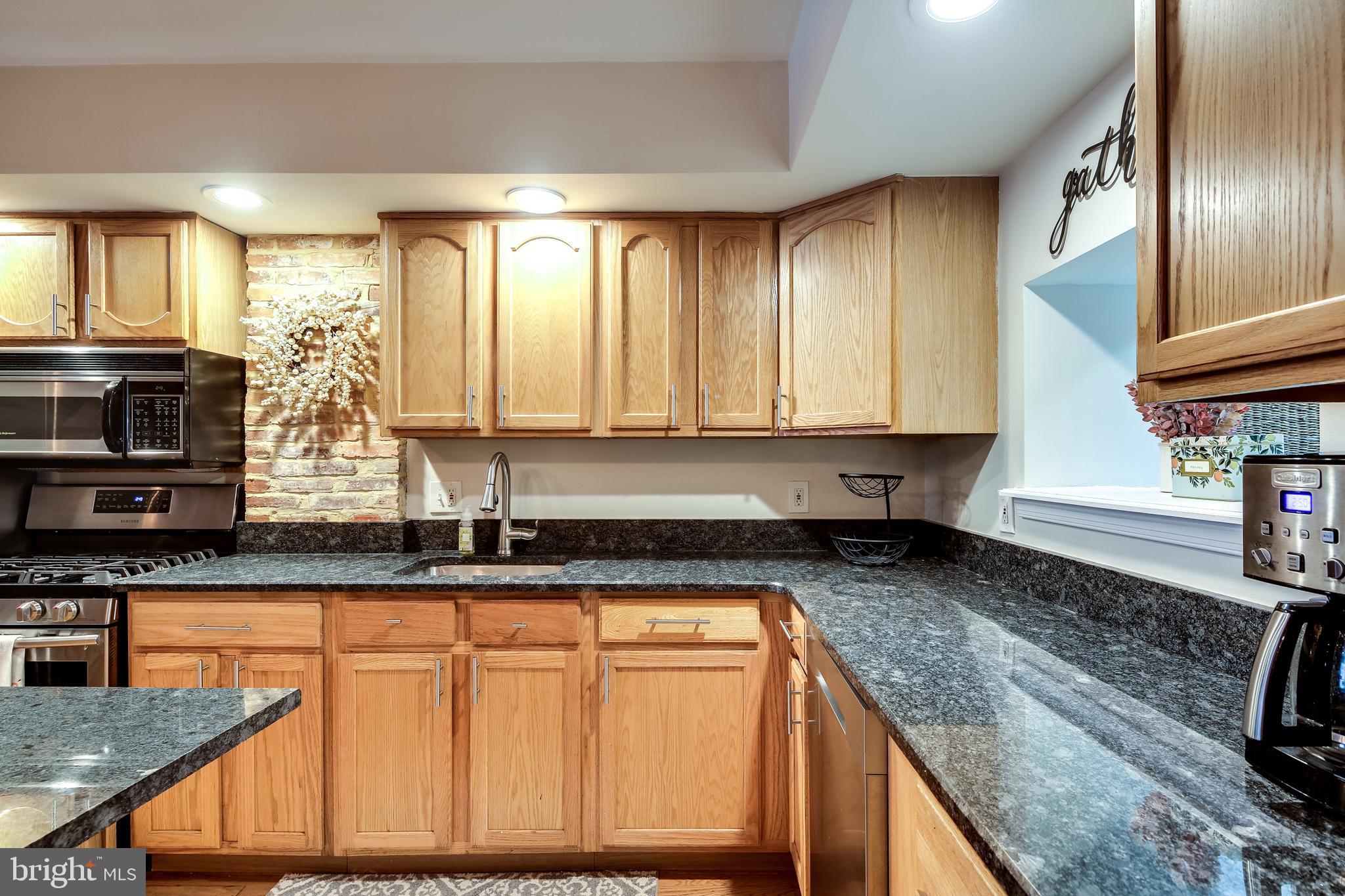 728 South Curley Street Baltimore, MD 21224 - Photo 10 of 29 Gourmet Kitchen with Granite Countertops