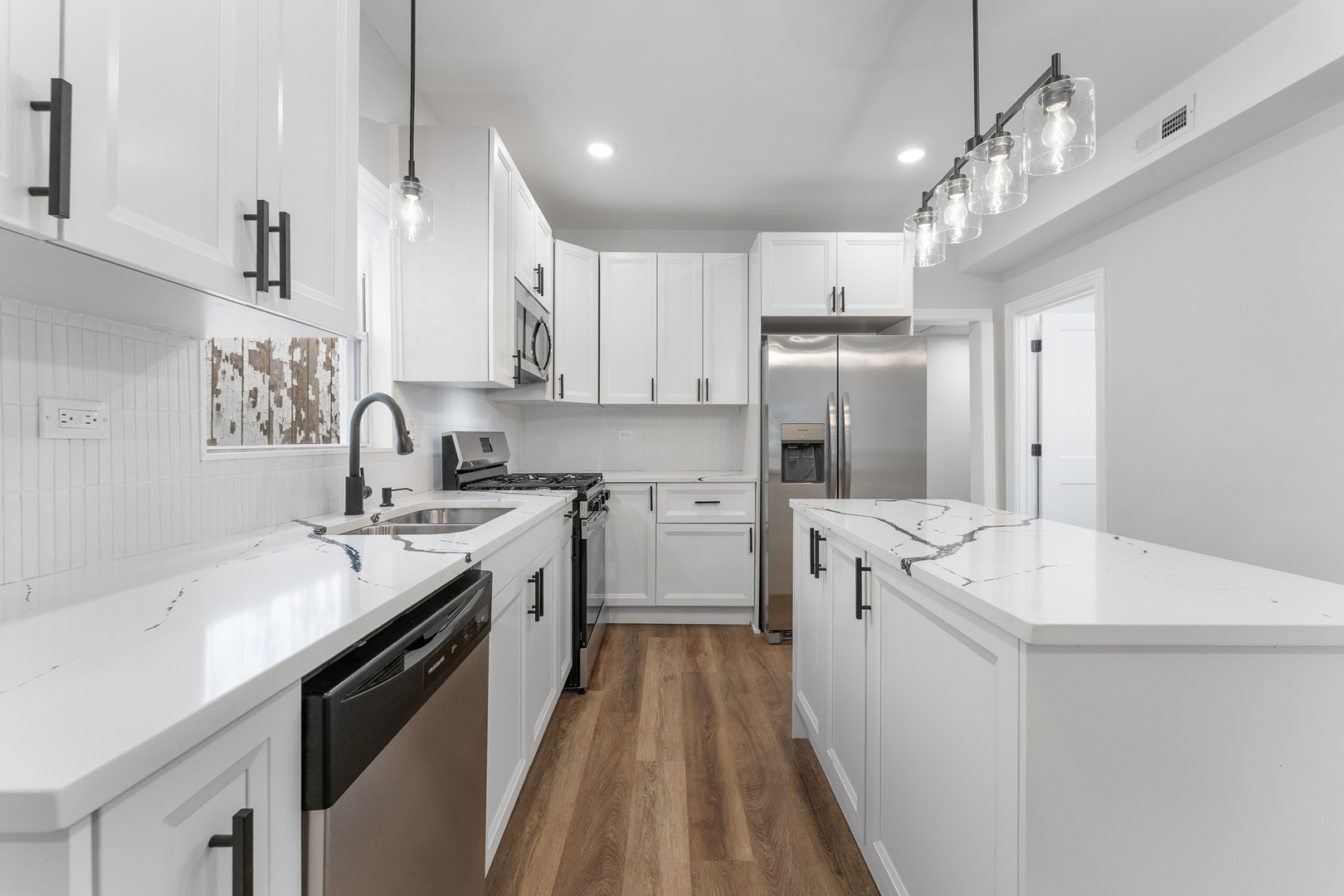 4740 South Ada Street Chicago, IL 60609 - Photo 8 of 39 Gallery Image 8
