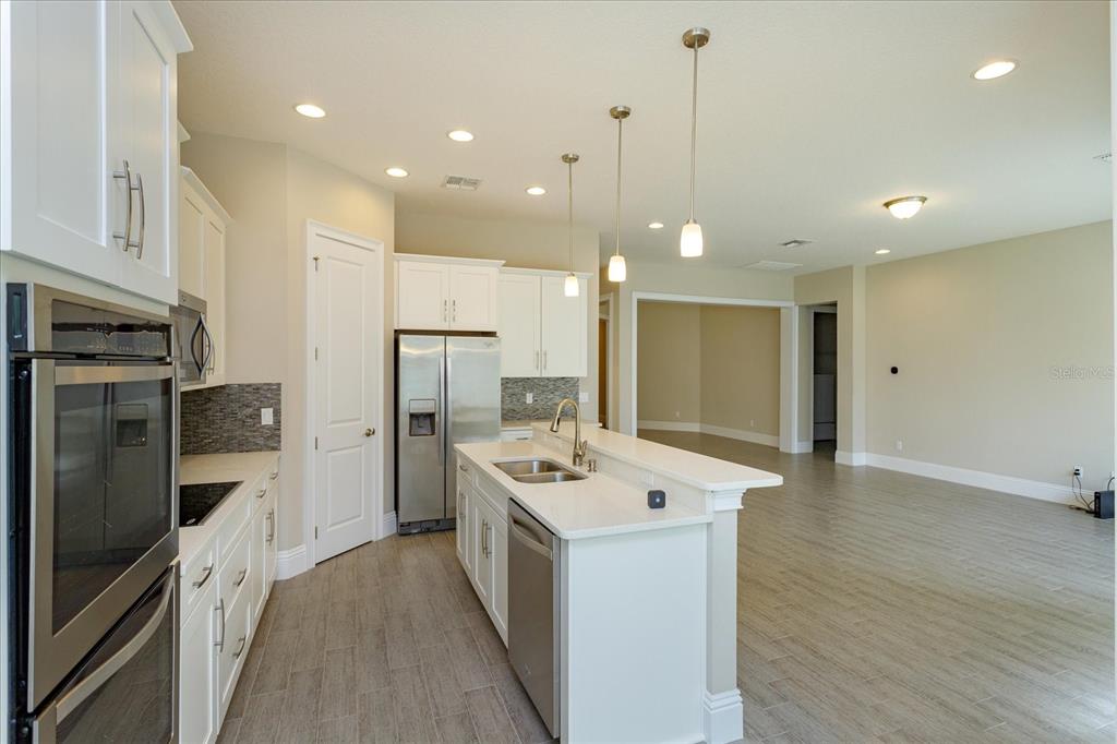 6354 Swanson Street Windermere, FL 34786 - Photo 11 of 24