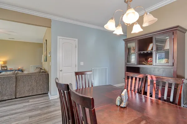 $349,900 | 737 Stilmore Drive, Duncan, SC 29334