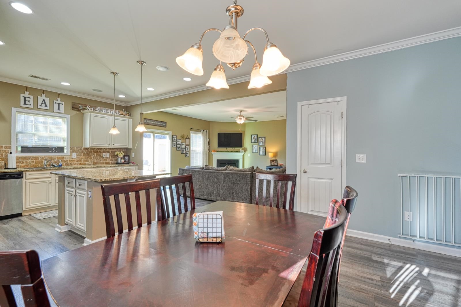 737 Stilmore Drive Duncan, SC 29334 - Photo 16 of 48