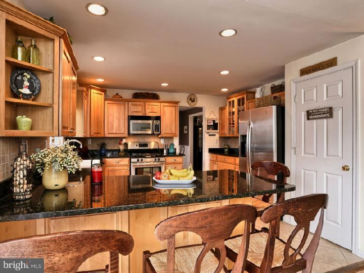 114 Greenbriar Road Delran, NJ 08075 - Photo 11 of 25 Gallery Image 11