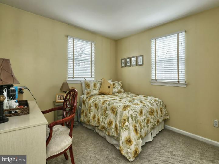 114 Greenbriar Road Delran, NJ 08075 - Photo 18 of 25 Gallery Image 18